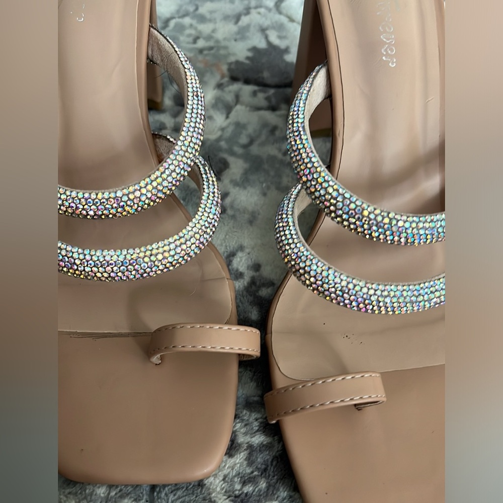 Nude shoes